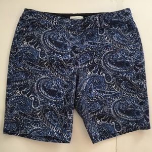 Adrienne Vittadini blue and white paisley print cotton stretch shorts